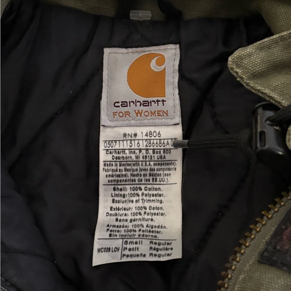 Carhartt Women’s Green Duck Canvas Waterproof Quilt Lined Outdoor Coat - Picture 6 of 6